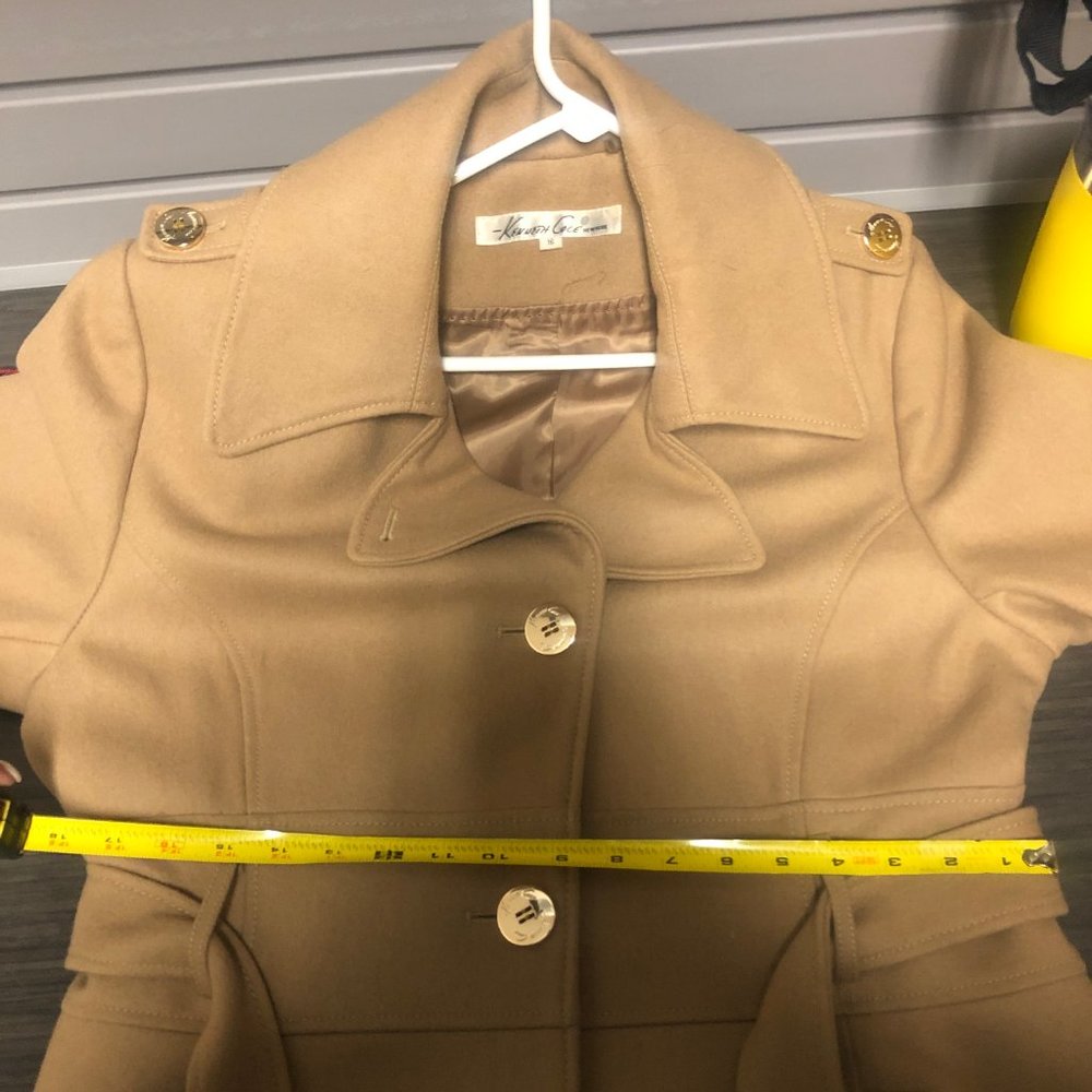 Kenneth Cole Camel Trench Coat (Size 16 FITS Size 14 - Picture 6 of 8